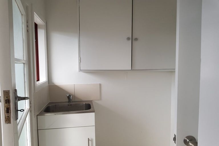 Photo of property in 39 James Street, Mangere East, Auckland, 2024