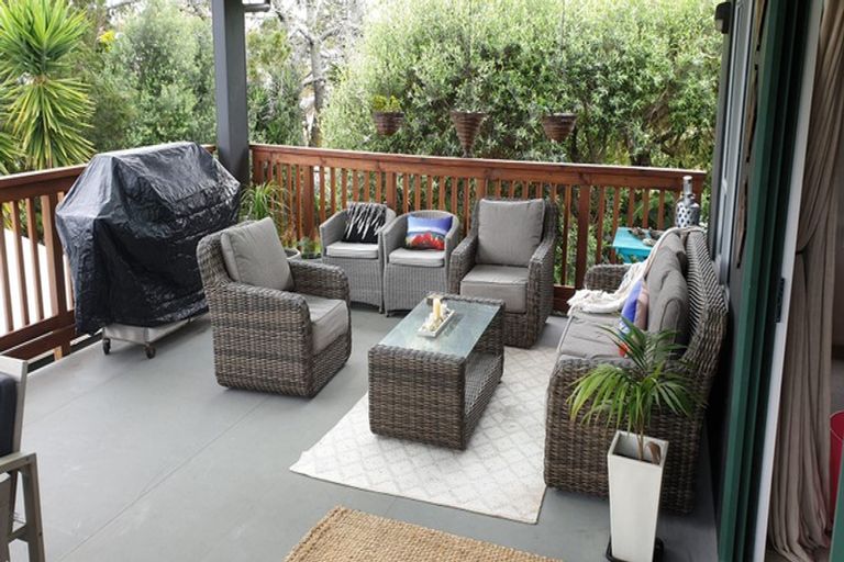 Photo of property in 1307 Papamoa Beach Road, Papamoa Beach, Papamoa, 3118