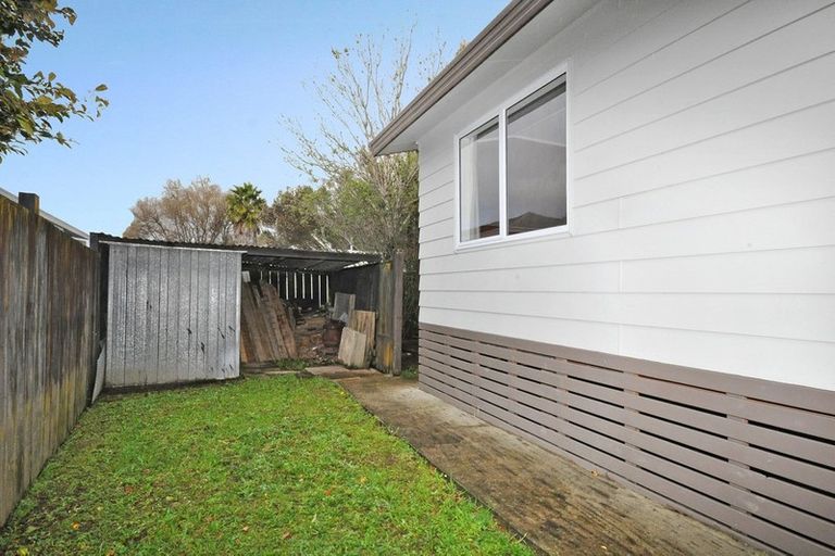 Photo of property in 176 Solar Road, Glen Eden, Auckland, 0602