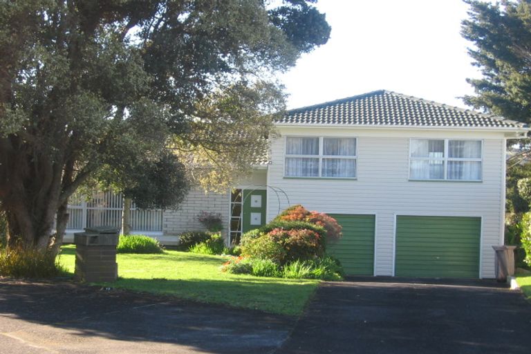 Photo of property in 23 Polandson Place, Opaheke, Papakura, 2113