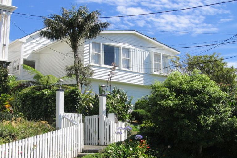 Photo of property in 4a Central Terrace, Kelburn, Wellington, 6012