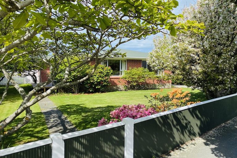 Photo of property in 34 Celia Street, Redcliffs, Christchurch, 8081