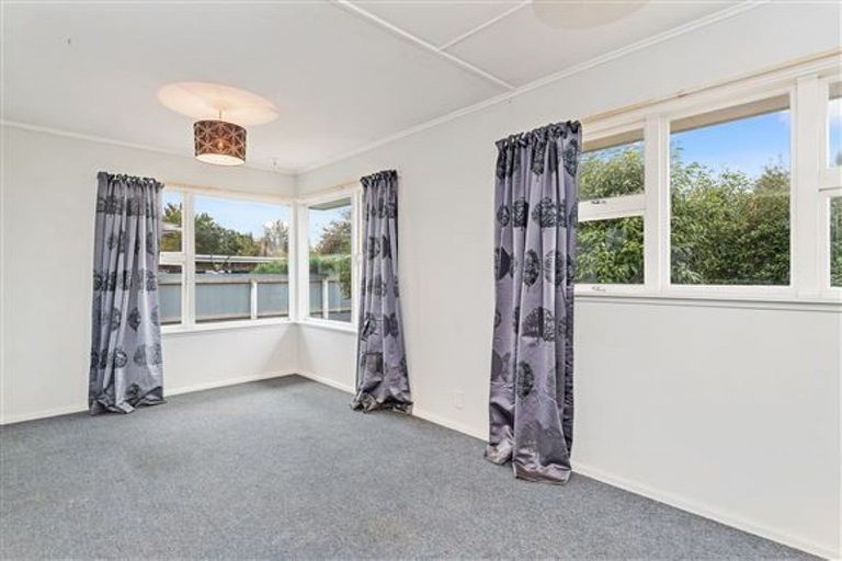 Photo of property in 8 Ivory Street, Rangiora, 7400