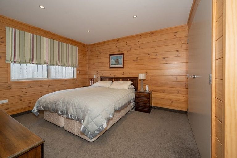 Photo of property in 14 Robin Azariah Place, Te Kuiti, 3910
