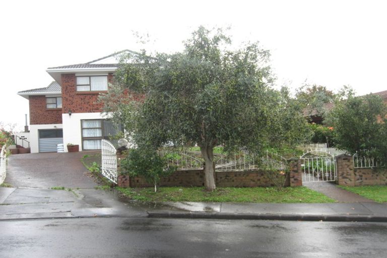Photo of property in 40 Cromdale Avenue, Highland Park, Auckland, 2010
