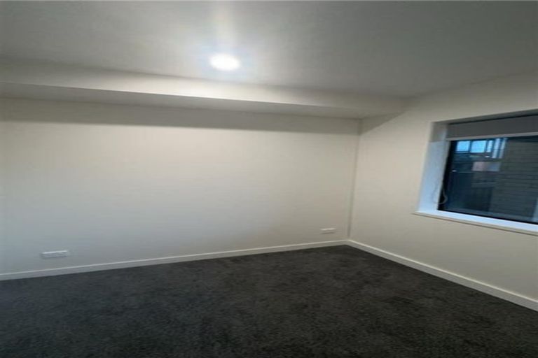 Photo of property in 48 Parkwood Avenue, Westgate, Auckland, 0614