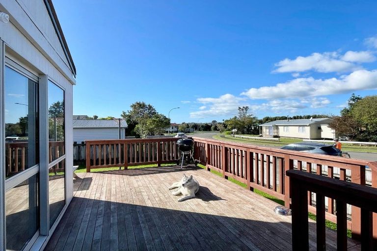 Photo of property in 10 Wicklow Place, Bell Block, New Plymouth, 4312