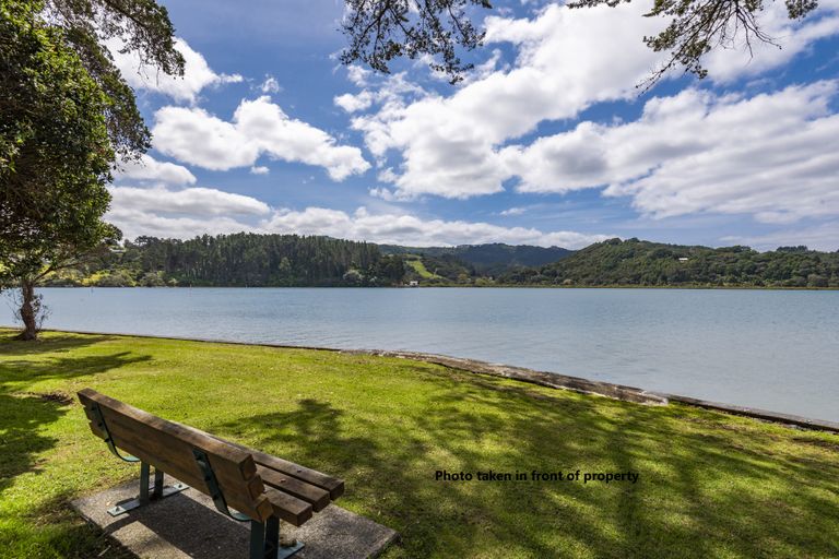 Photo of property in 8 Dunbar Road, Point Wells, Warkworth, 0986