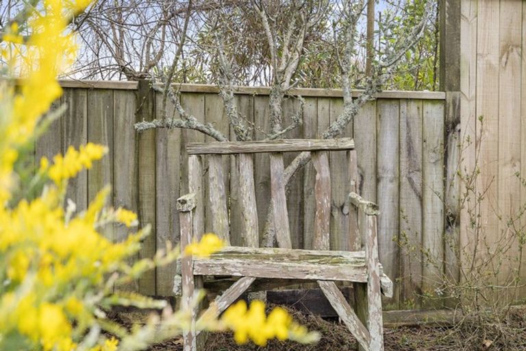 Photo of property in 10 Estate Grove, Inglewood, 4330