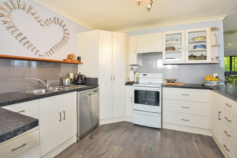 Photo of property in 13 Margaret Place, Lytton West, Gisborne, 4010