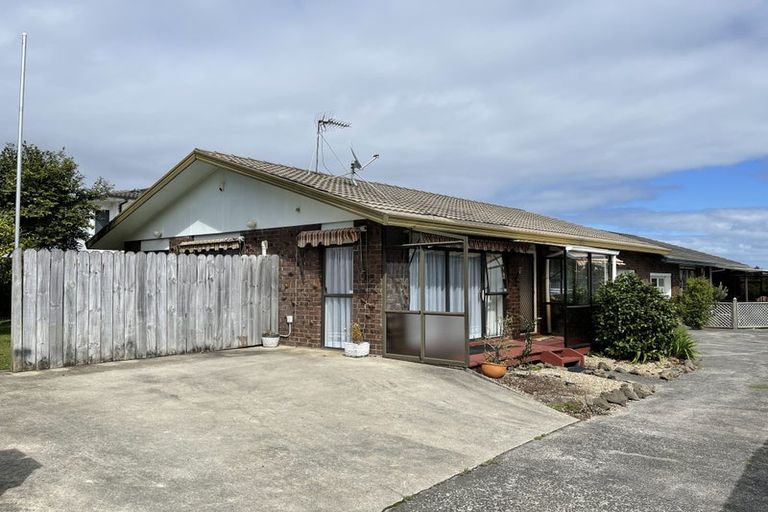 Photo of property in 1/123 Prince Regent Drive, Half Moon Bay, Auckland, 2012
