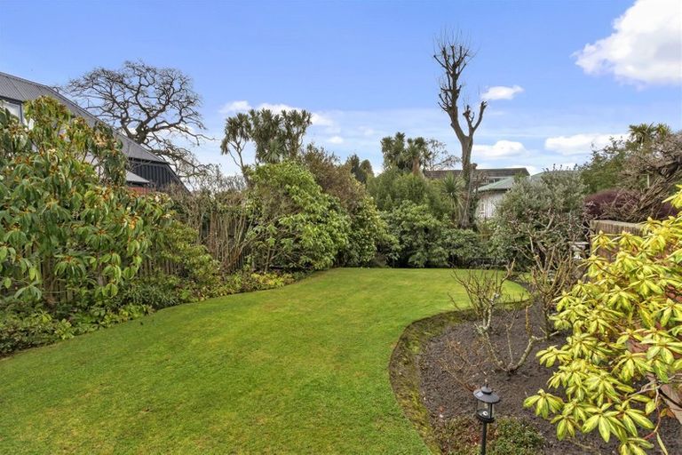 Photo of property in 117a Waimairi Road, Ilam, Christchurch, 8041