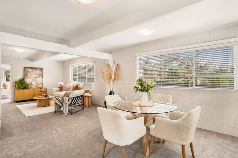 Photo of property in 56 Beach Haven Road, Beach Haven, Auckland, 0626