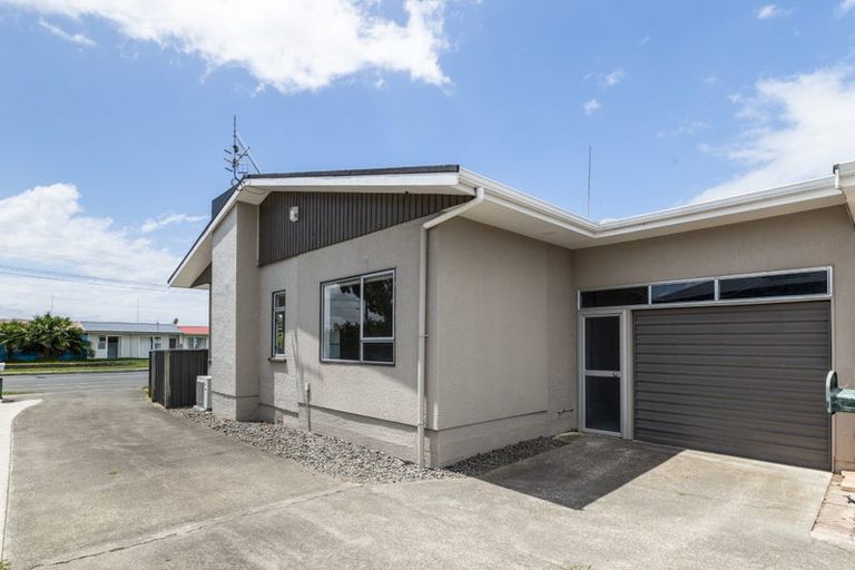 Photo of property in 1/85 Meeanee Road, Taradale, Napier, 4112