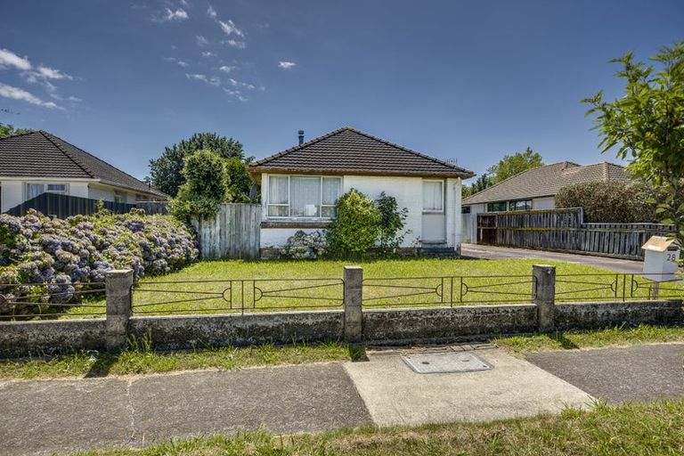 Photo of property in 28 Fleming Crescent, Maraenui, Napier, 4110