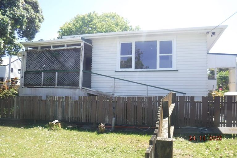 Photo of property in 147 Lancaster Road, Beach Haven, Auckland, 0626