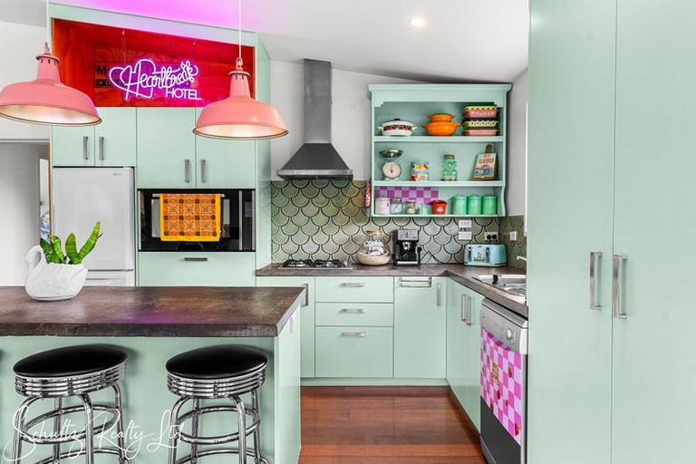 Photo of property in 37 Willow Lane, Maungaturoto, 0588