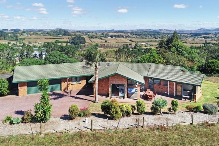 Photo of property in 264 Logan Road, Buckland, Pukekohe, 2677