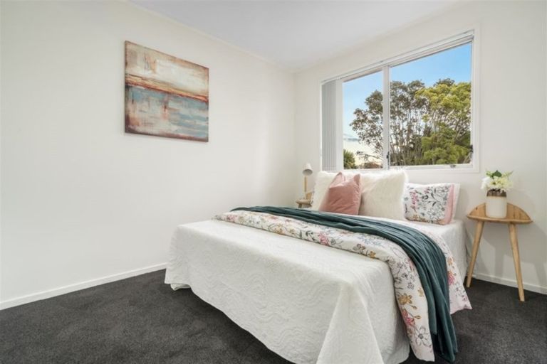 Photo of property in 18 Osman Street, Glen Eden, Auckland, 0602
