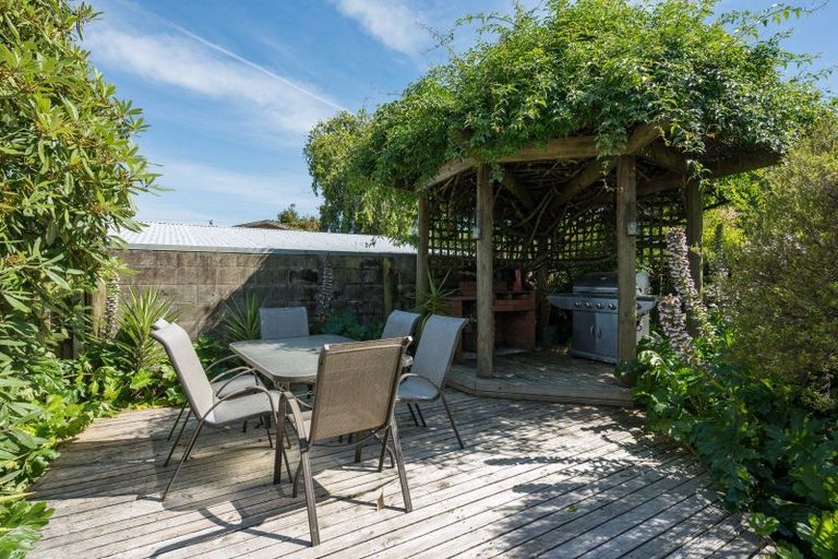 Photo of property in 12 Hollis Place, Brightwater, 7022