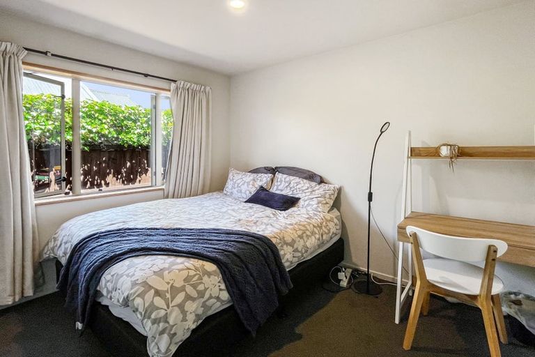 Photo of property in 28 Allard Street, Edgeware, Christchurch, 8013