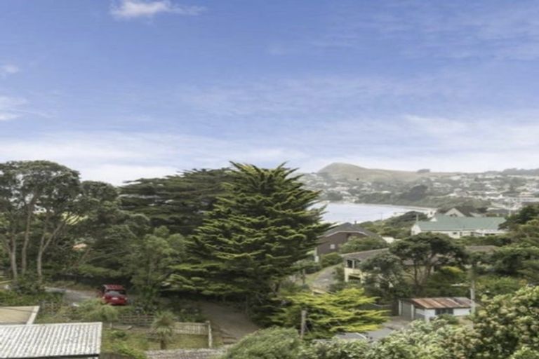 Photo of property in 16 View Road, Titahi Bay, Porirua, 5022