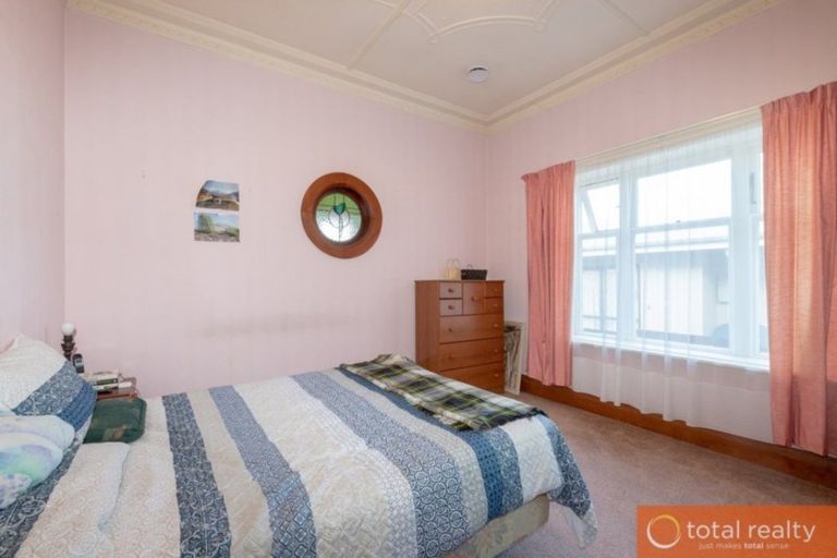 Photo of property in 60 Argyle Street, Mornington, Dunedin, 9011
