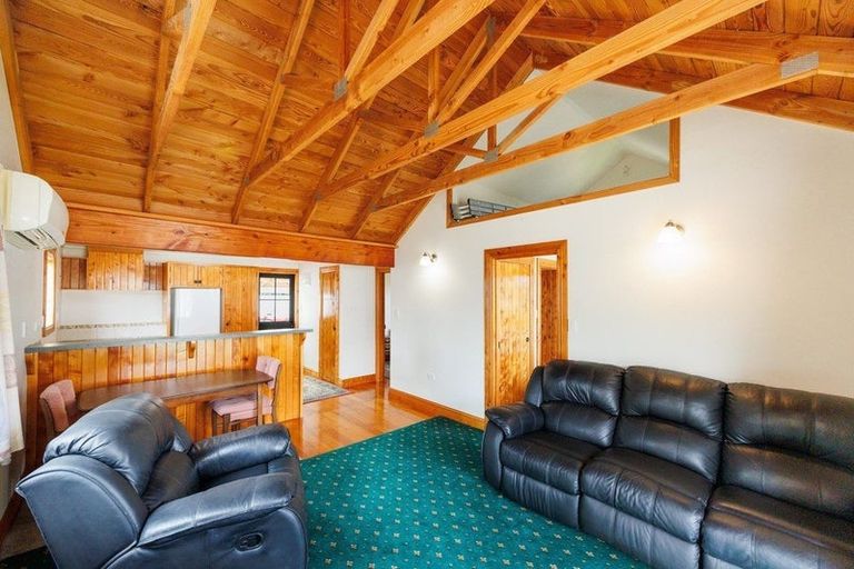 Photo of property in 121/123 High Street, Bulls, 4818