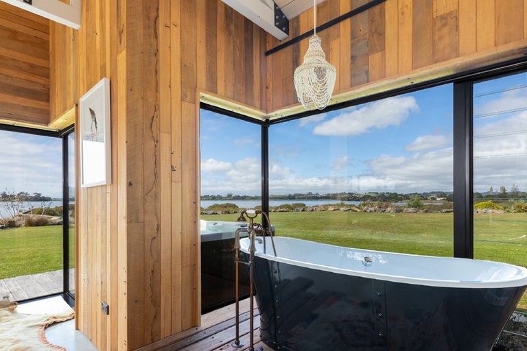 Photo of property in 68 Molesworth Drive, Mangawhai, 0505