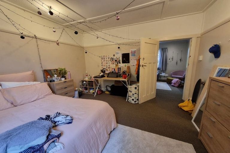 Photo of property in 6 Semeloff Terrace, Aro Valley, Wellington, 6021