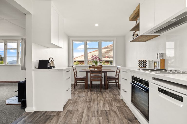 Photo of property in 18 Mooltan Street, Halfway Bush, Dunedin, 9010