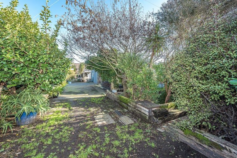 Photo of property in 2 Wharf Street, Castlecliff, Whanganui, 4501