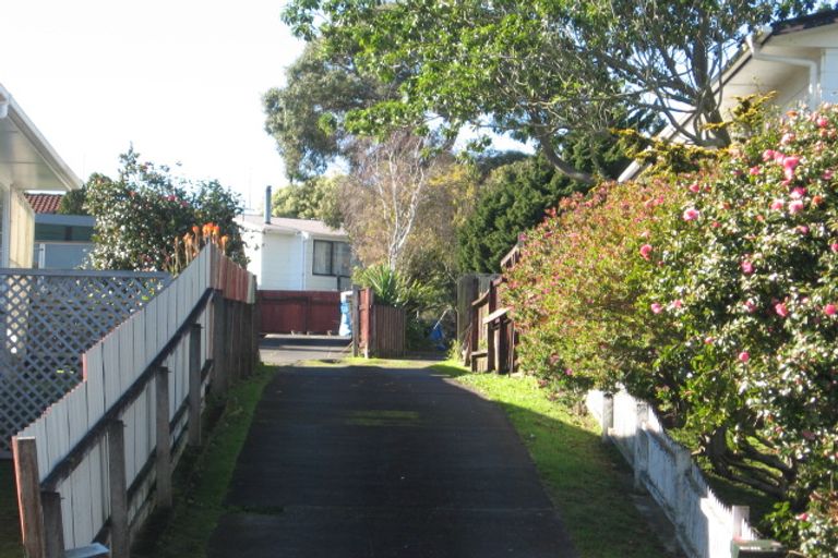 Photo of property in 5 Ranger Place, Wattle Downs, Auckland, 2103