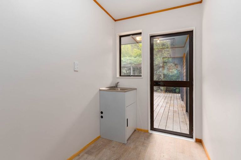 Photo of property in 15 Duval Grove, Tawa, Wellington, 5028