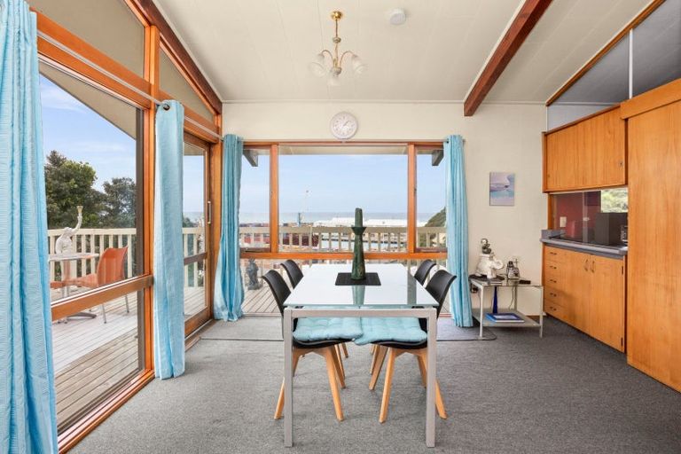 Photo of property in 2 Karaka Road, Bluff Hill, Napier, 4110