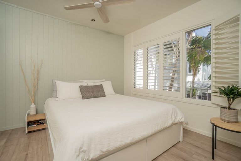 Photo of property in 1/72l Kitchener Road, Milford, Auckland, 0620