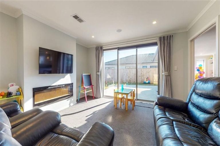 Photo of property in 120 John Burke Drive, Aotea, Porirua, 5024
