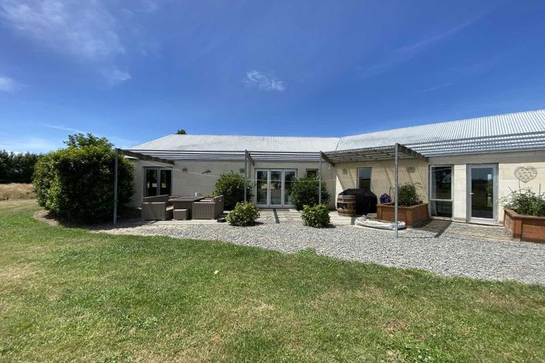 Photo of property in 70 Grays Road, Yaldhurst, Christchurch, 8042