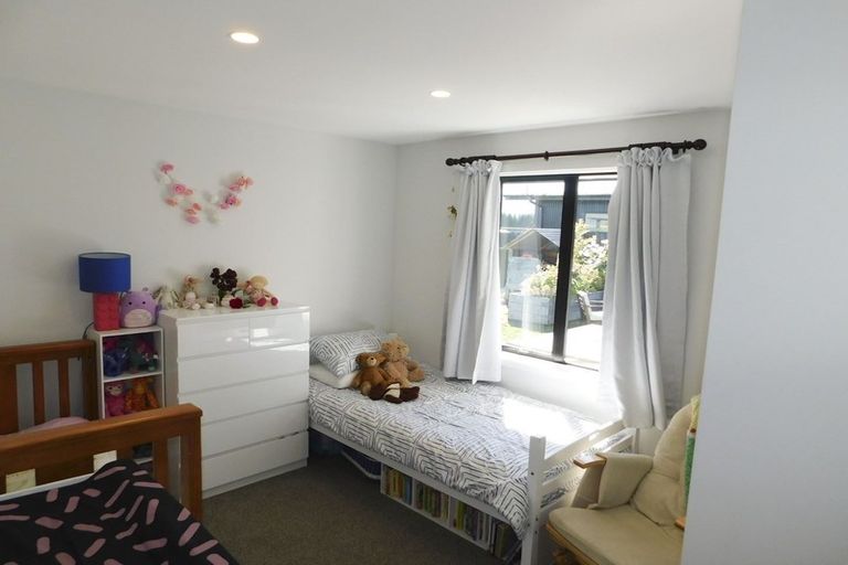 Photo of property in 15 Orbell Crescent, Te Anau, 9679