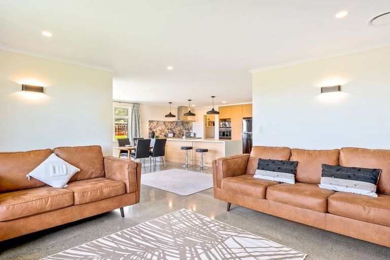 Photo of property in 30 Matenga Street, Waikanae, 5036