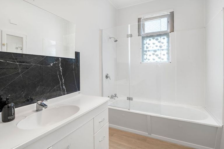 Photo of property in 108 Anzac Parade, Whanganui East, Whanganui, 4500