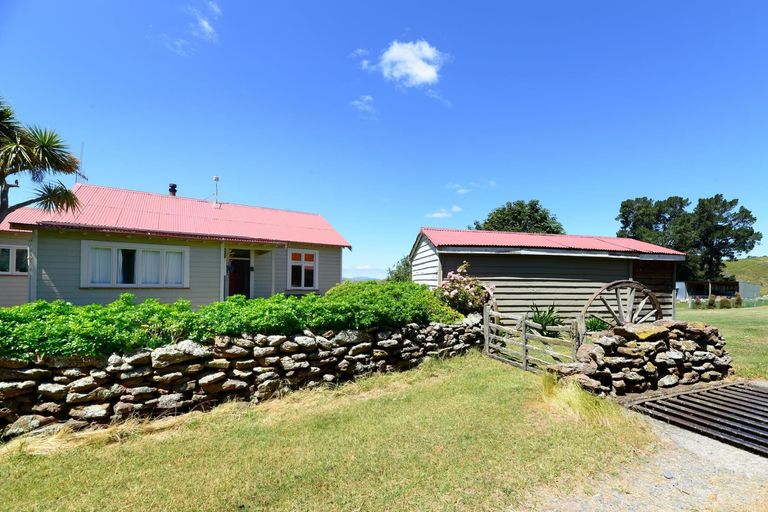 Photo of property in 617 Waihaorunga Back Road, Elephant Hill, Waimate, 7977