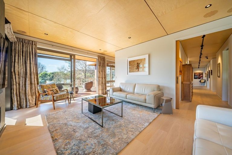 Photo of property in 10 Ferndale Drive, Waikanae, 5036