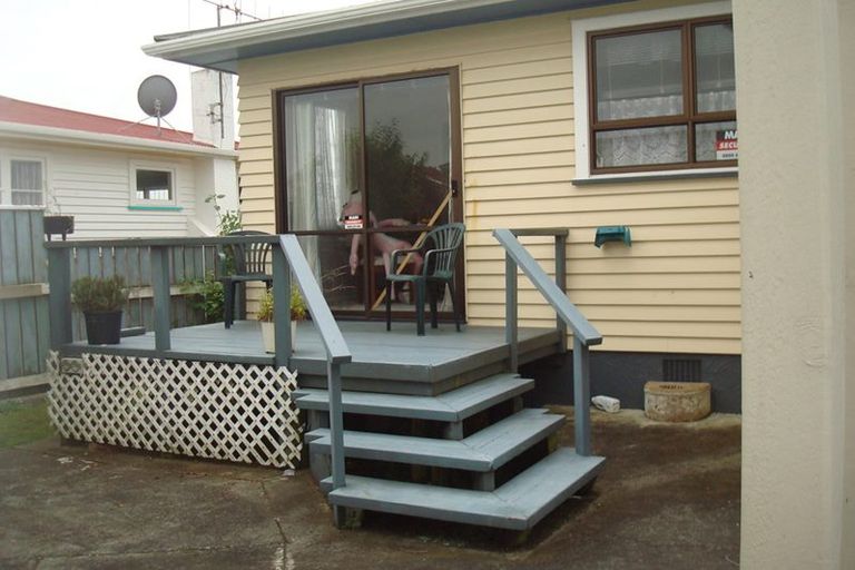 Photo of property in 126 Liverpool Street, Levin, 5510