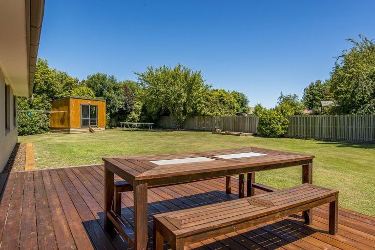 Photo of property in 16 Torlesse Crescent, Darfield, 7510