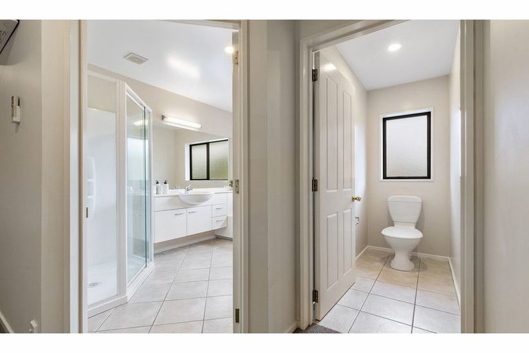 Photo of property in 17 Sutton Place, Dallington, Christchurch, 8061