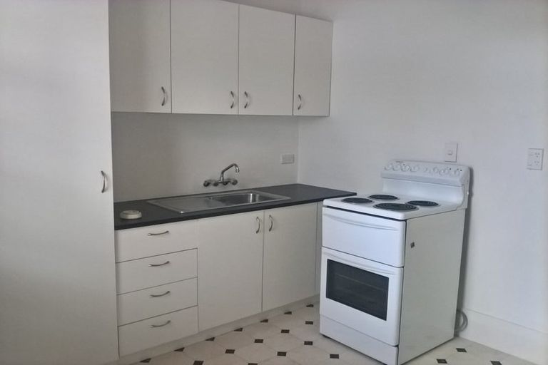 Photo of property in 96 North Avon Road, Richmond, Christchurch, 8013