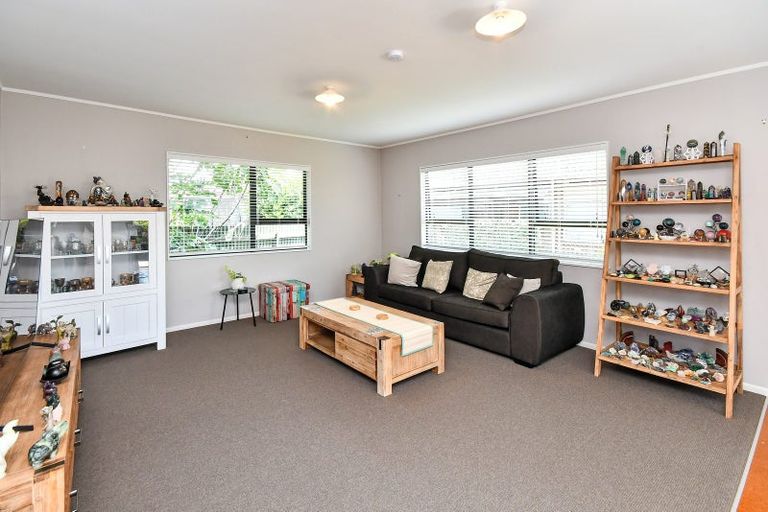Photo of property in 13b Youngs Road, Papakura, 2110