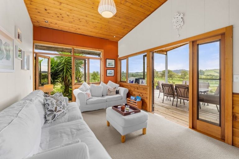 Photo of property in 623a Puketona Road, Haruru, 0204