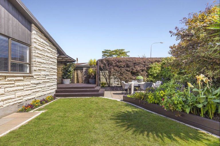 Photo of property in 12 Harcourt Place, Wakefield, 7025